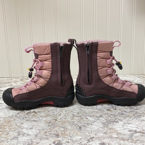 Keen shellback winter boots toddler size 11 - Picture 4 of 9